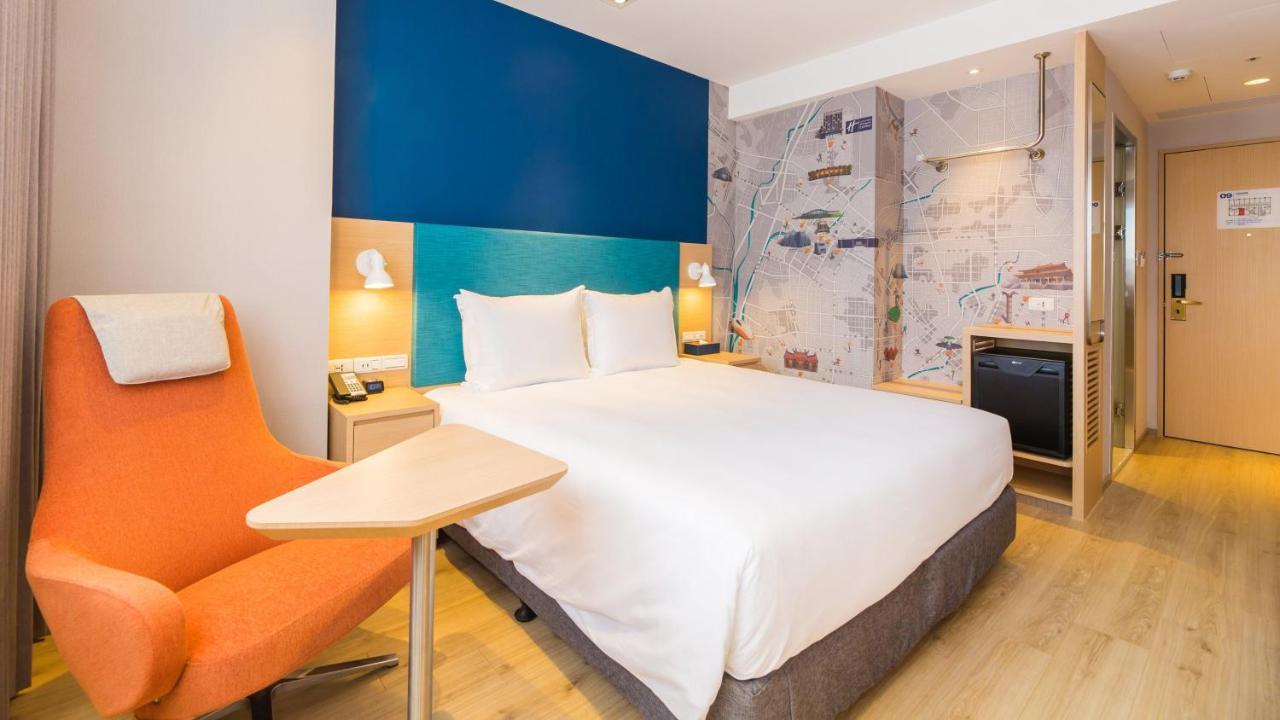 Holiday Inn Express Taichung Fengchia By Ihg Zewnętrze zdjęcie