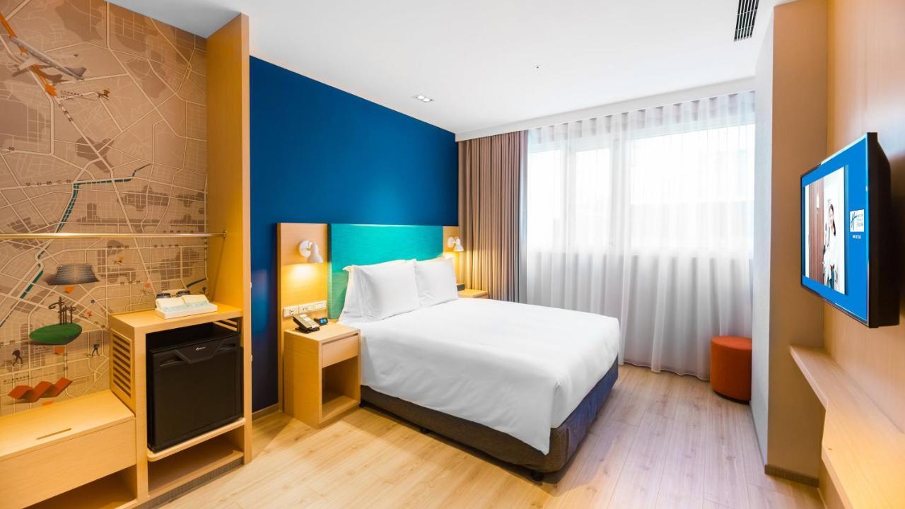 Holiday Inn Express Taichung Fengchia By Ihg Zewnętrze zdjęcie