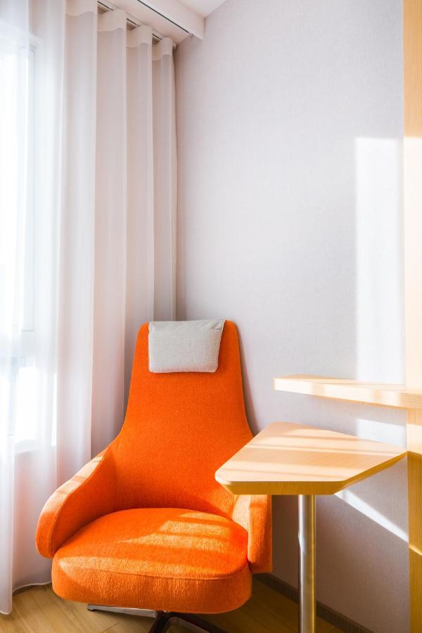 Holiday Inn Express Taichung Fengchia By Ihg Zewnętrze zdjęcie